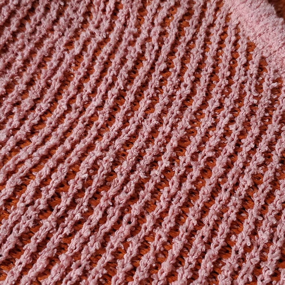 💖 🧡 Free People Pink & Orange Textured Slouchy Crop V-Neck Sweater - Picture 3 of 5